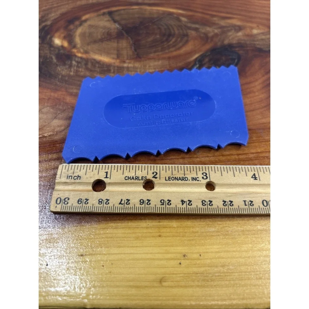 Tupperware Cake Decorator Gadget Frosting Kitchen Tool Blue EUC‎